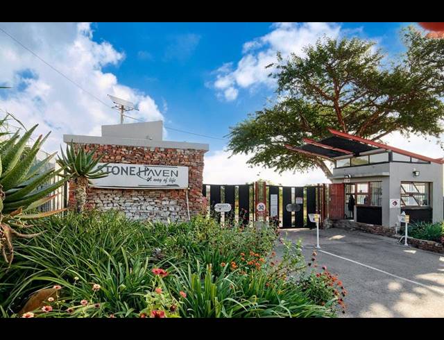 6 BEDROOM HOUSE FOR SALE IN BULTFONTEIN